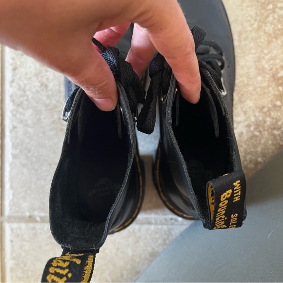 Dr. Martens Jesy Sendal Black Leather Lace Up Boots Size 8 - Picture 10 of 11